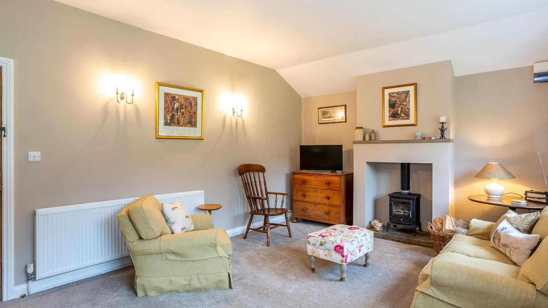 Wren Cottage Sutton  Holiday home
